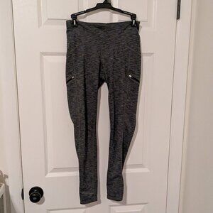 Athleta leggings with zip pockets size small
